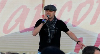 Выступление на фестивале шансона в Сестрорецке. (2012)